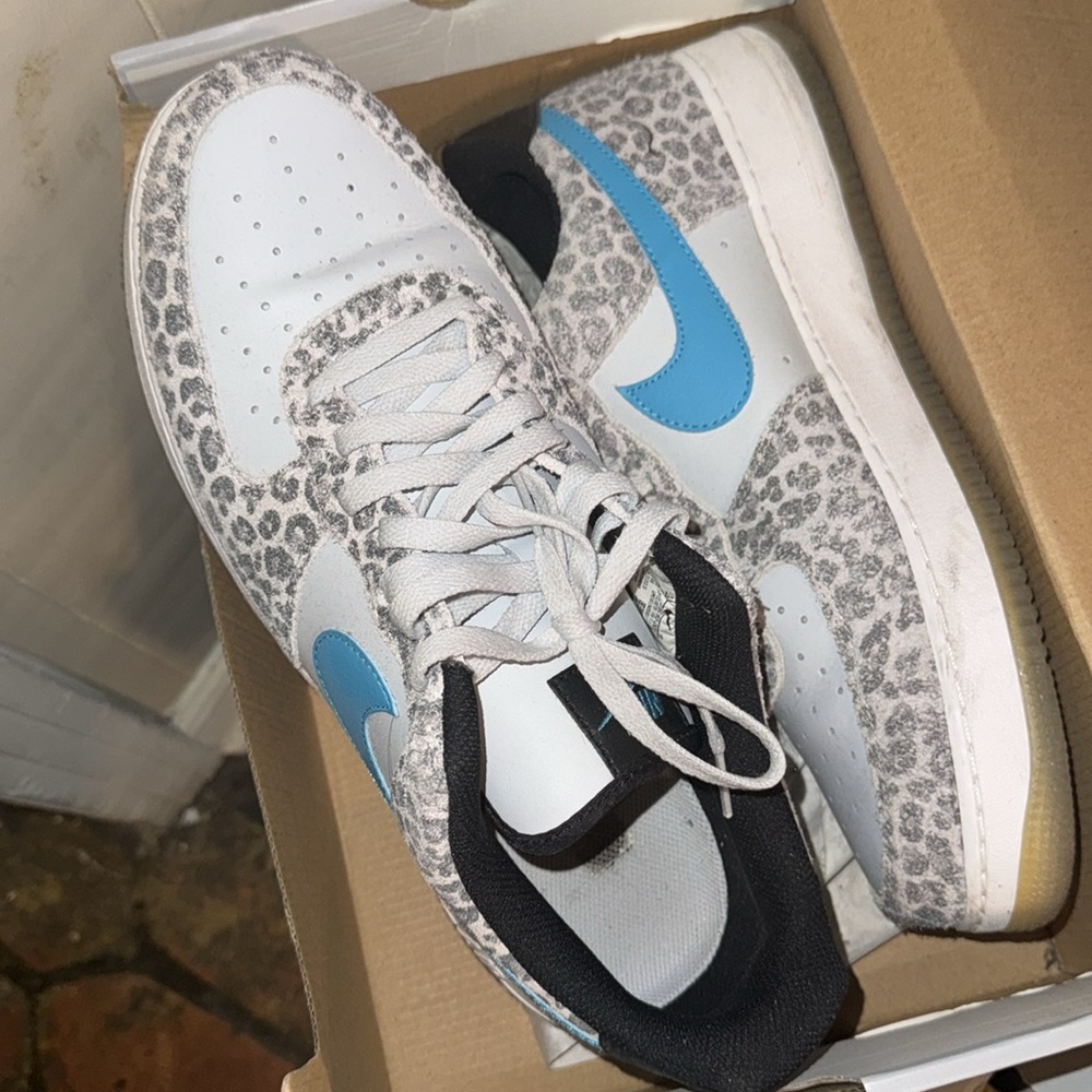 Air force 1 - Picture 3 of 7